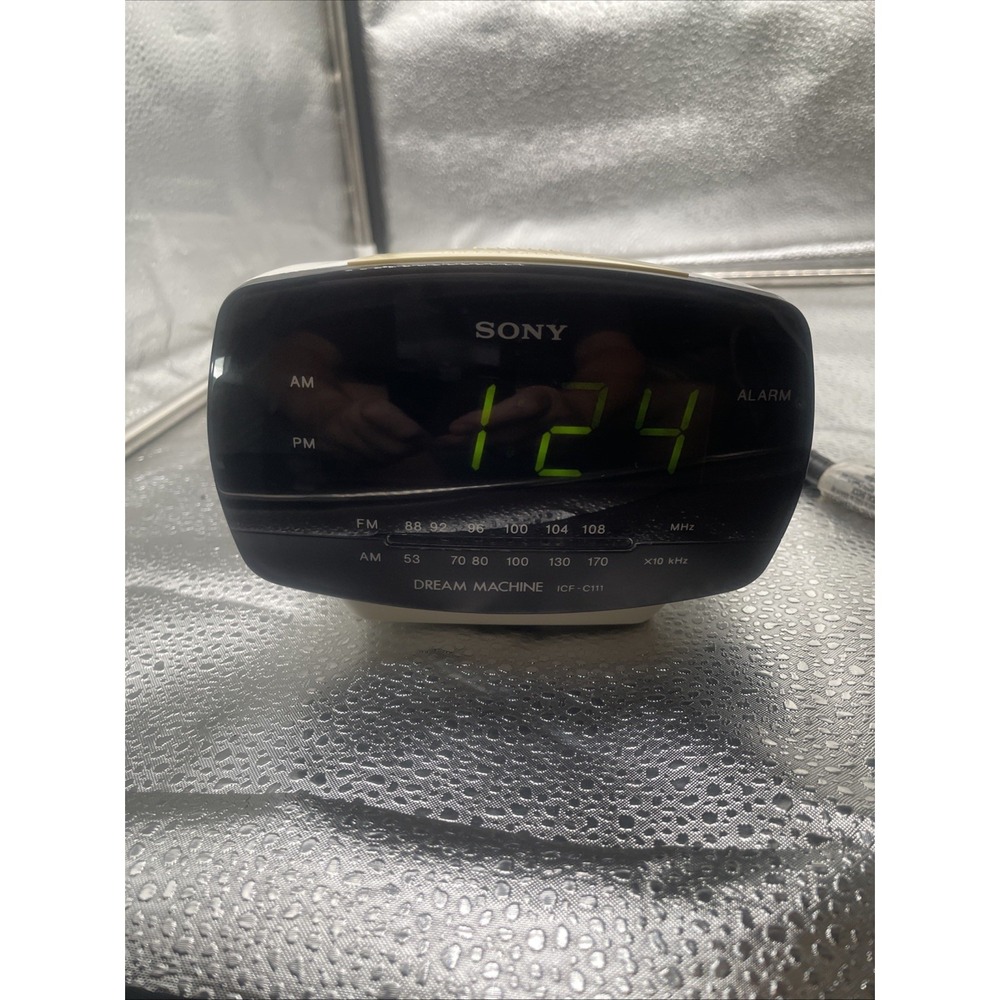 Sony Dream Machine #ICF-C111 FM/AM Clock Radio Black Face on White Tested Works!